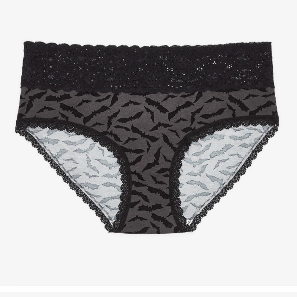 🧡 3/20 Sale: MAURICES Size 8-10 Bats Lace Trim Hipster Panty NWT